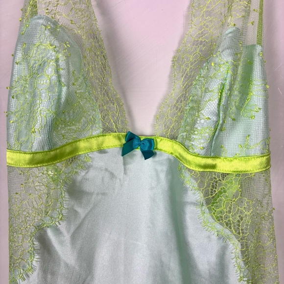 Victoria’s Secret Satin Lace Mint & Lime Halter Chemise Sz M Angelcore Y2K Fairy - Picture 6 of 15